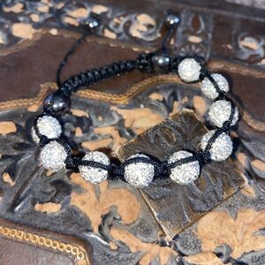 🌻 Swarovksi Crystal Bead Unisex Bracelet
